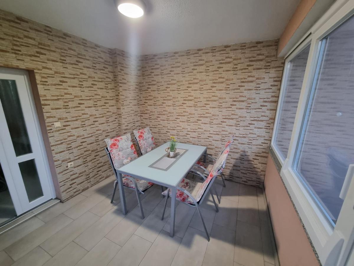 Holiday Home Begonja Privlaka  Kültér fotó